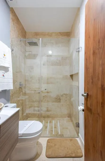 Apartment With Private Jacuzzi, Rooftop Pools & Free Beach Club 图卢姆
