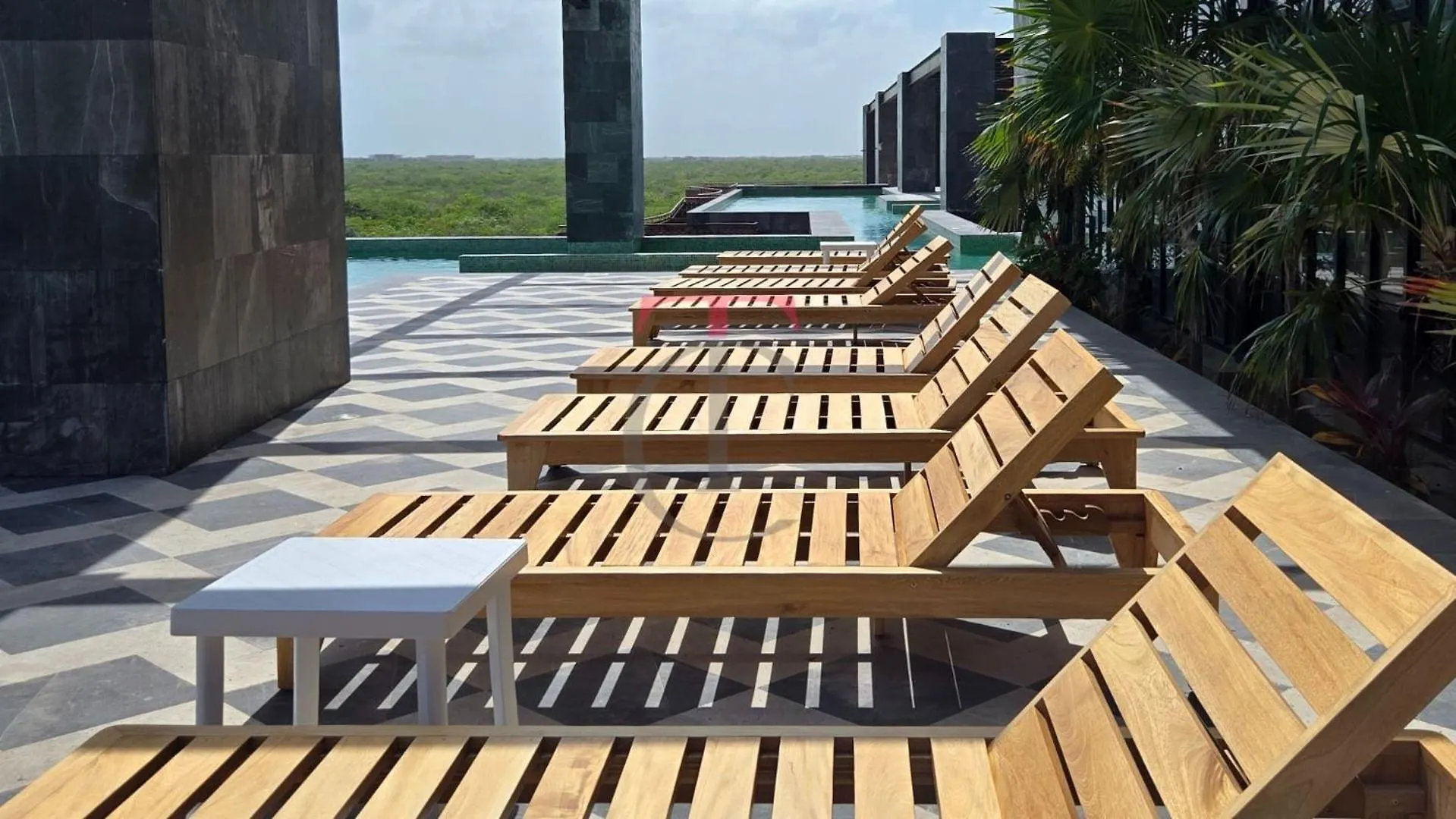 Apartment With Private Jacuzzi, Rooftop Pools & Free Beach Club Tulum