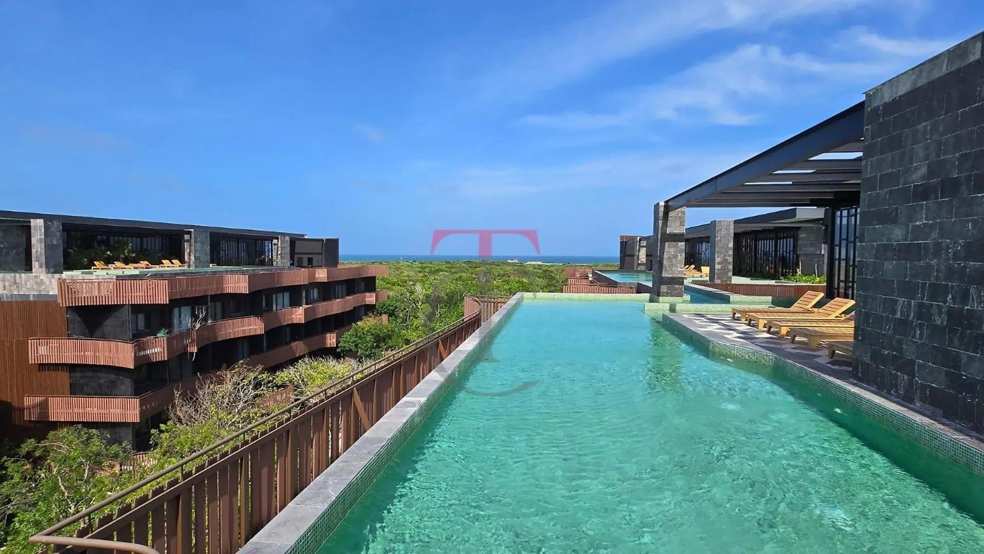 Apartment With Private Jacuzzi, Rooftop Pools & Free Beach Club Tulum